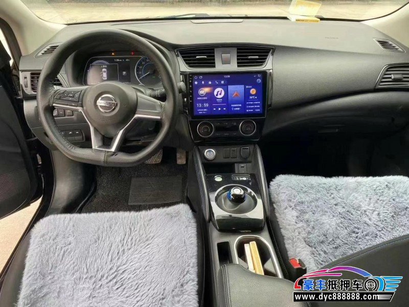 20年日产轩逸轿车抵押车出售