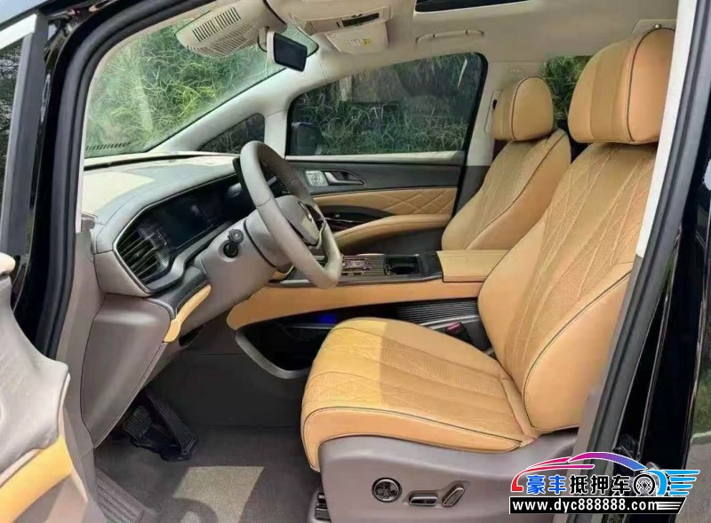 23年腾势D9轿车抵押车出售