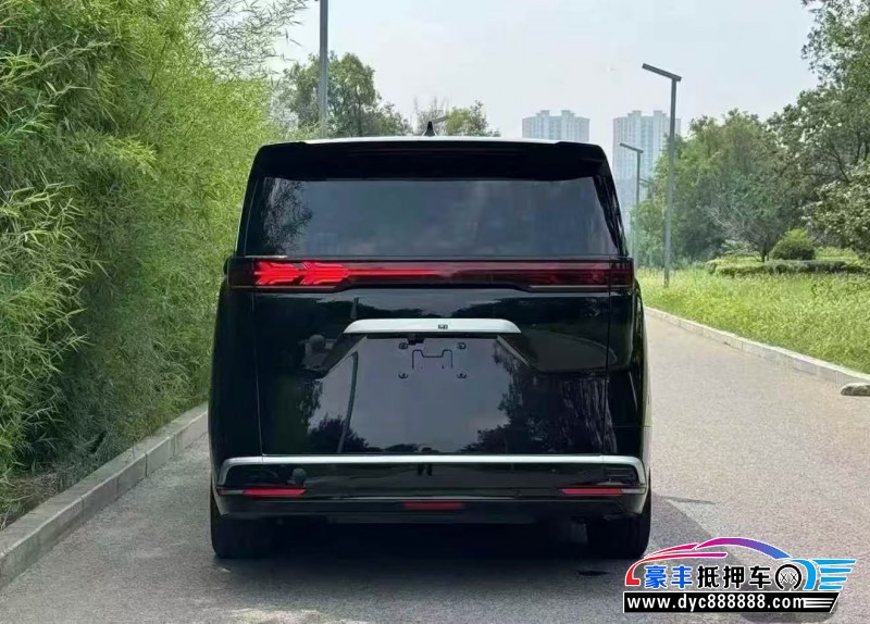 23年腾势D9轿车抵押车出售