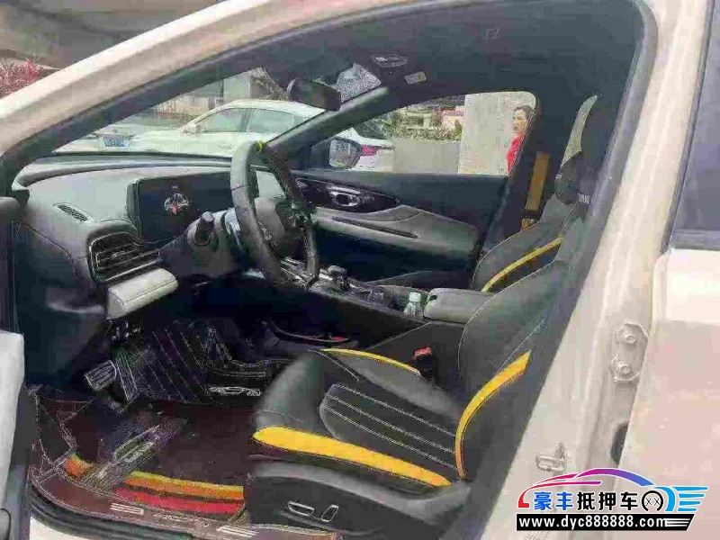 23年传祺影豹轿车抵押车出售