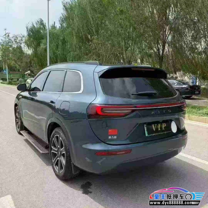 24年华为问界轿车抵押车出售