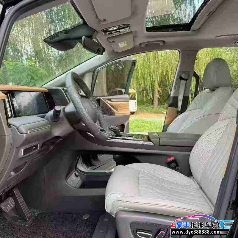 24年传祺M8轿车抵押车出售