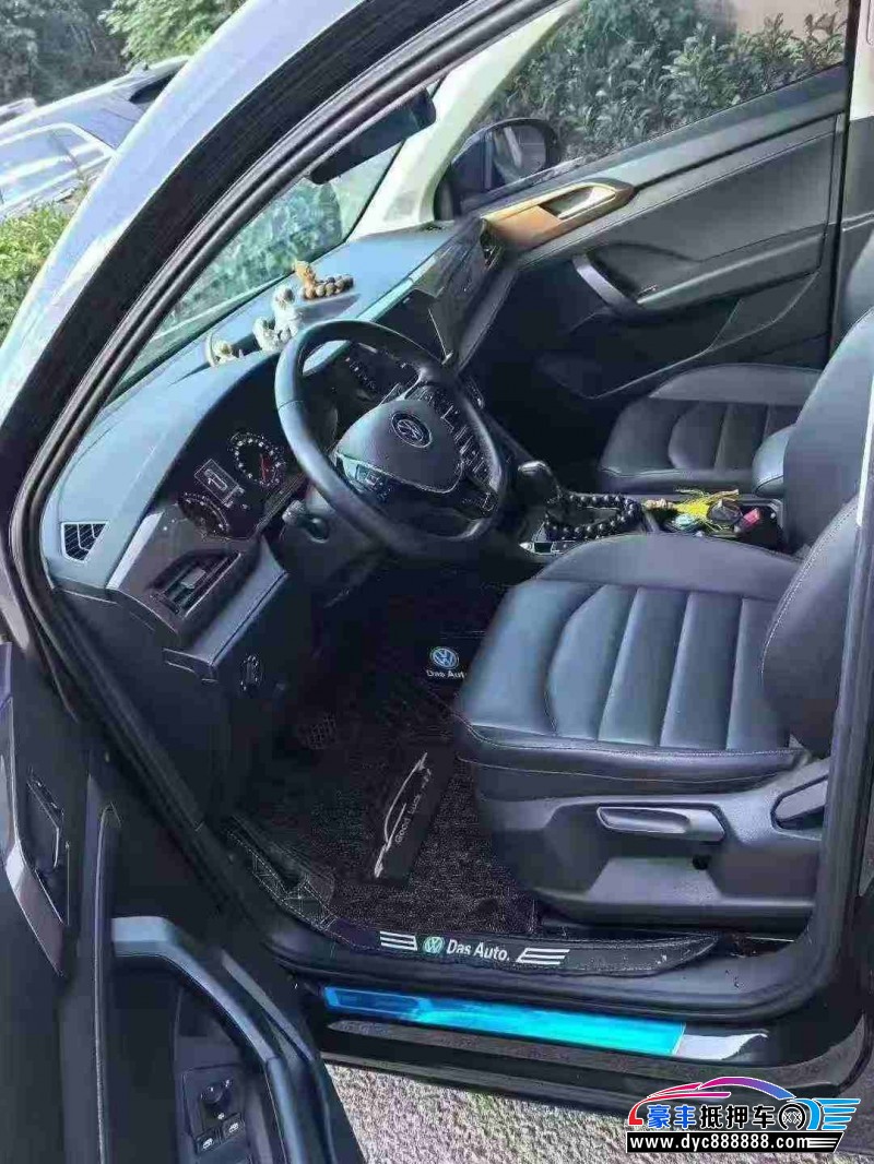 21年大众途岳轿车抵押车出售