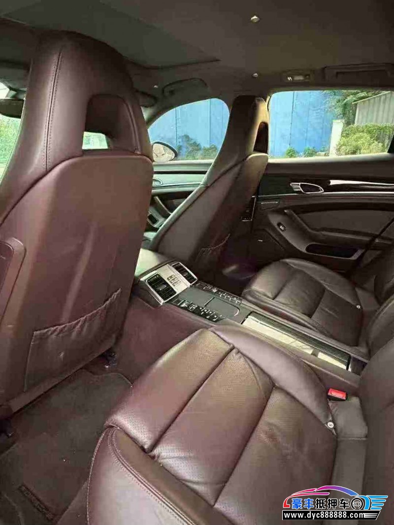 13年保时捷帕纳梅拉轿车抵押车出售