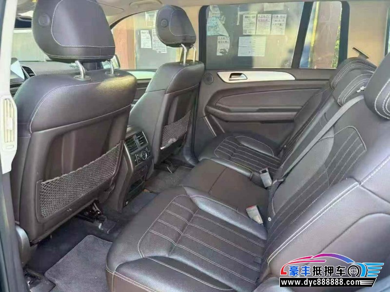 17年奔驰GLS轿车抵押车出售