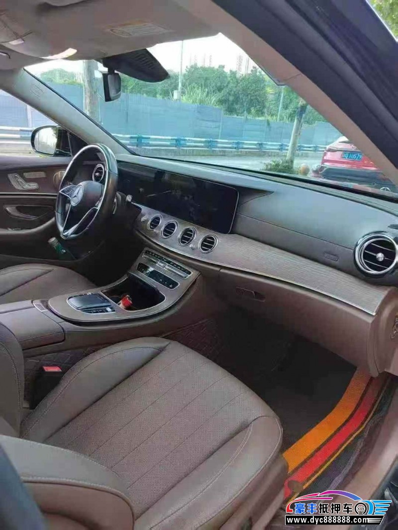 21年奔驰E轿车抵押车出售