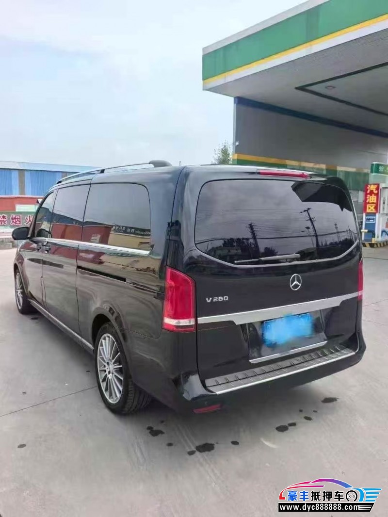 17年奔驰V轿车抵押车出售