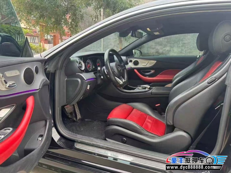 18年奔驰E轿车抵押车出售