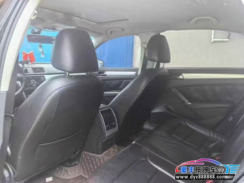 14年大众帕萨特轿车抵押车出售