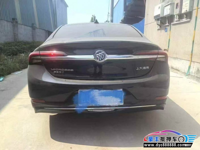 22年别克君越轿车抵押车出售