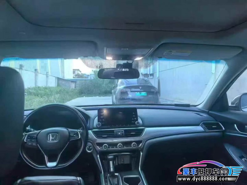 20年本田雅阁轿车抵押车出售