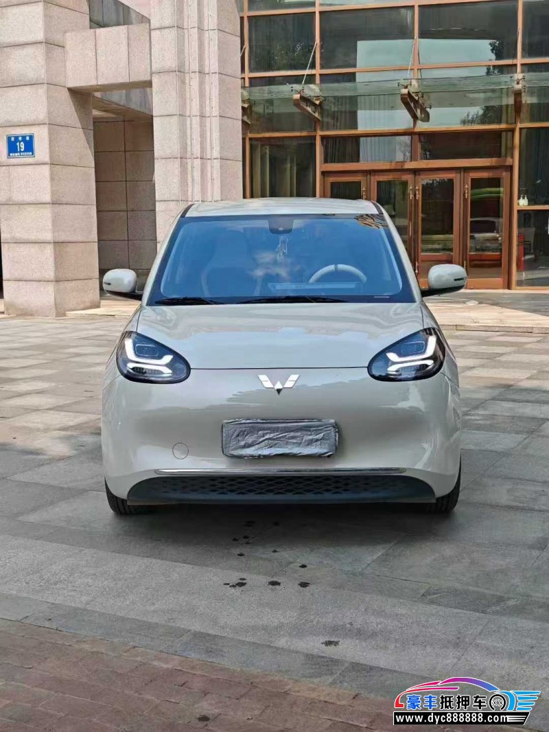 23年五菱缤果轿车抵押车出售