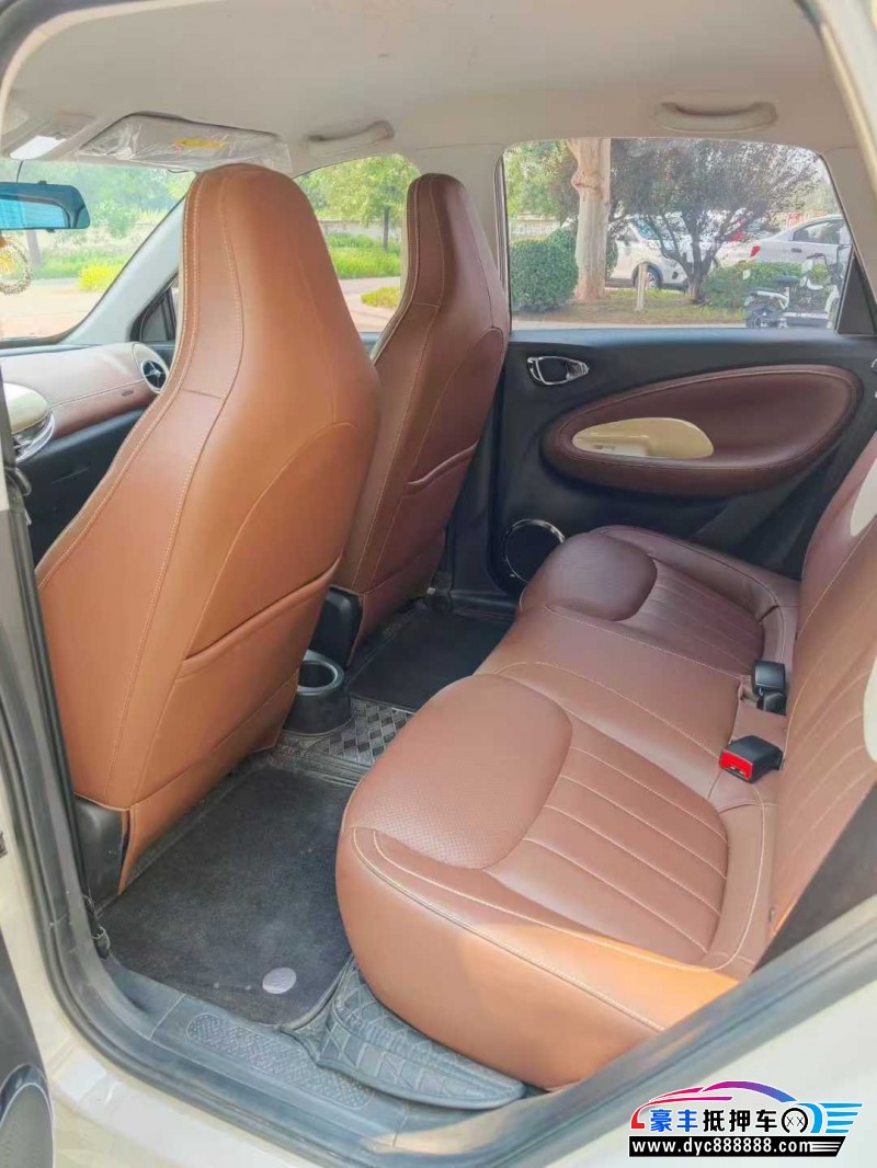 23年五菱缤果轿车抵押车出售