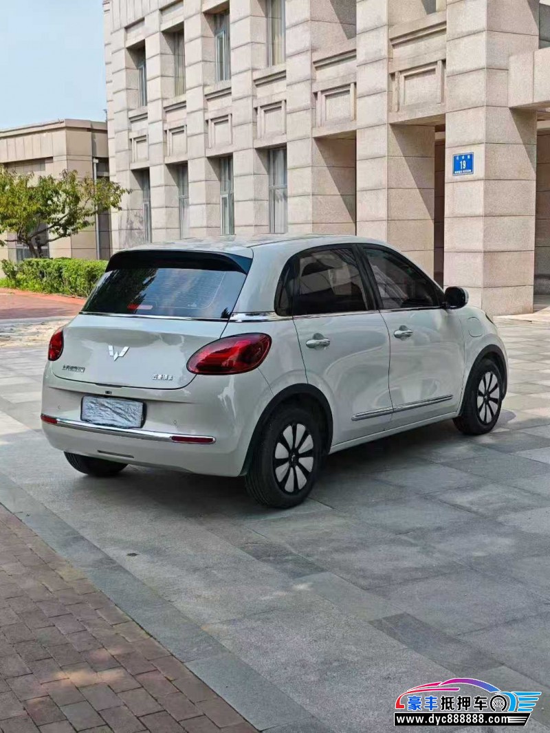 23年五菱缤果轿车抵押车出售