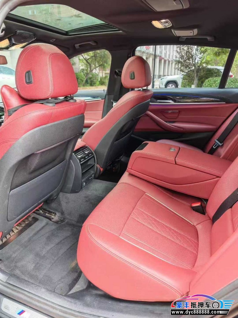 22年宝马5系轿车抵押车出售