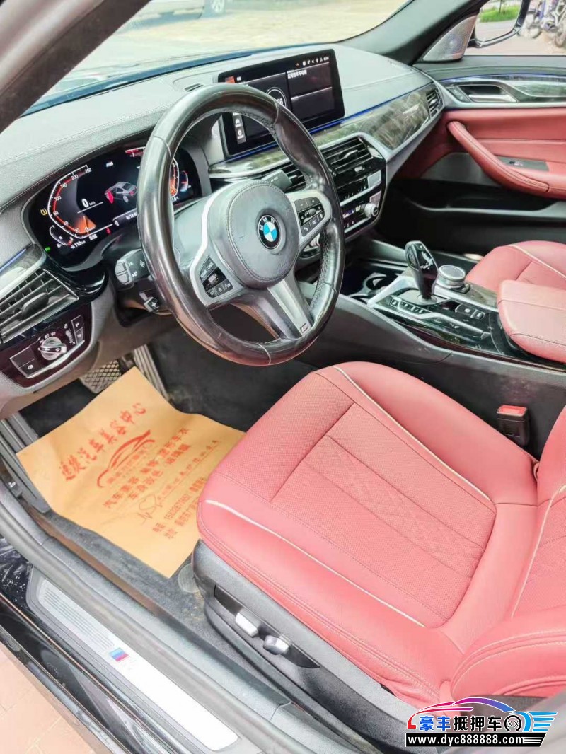 22年宝马5系轿车抵押车出售