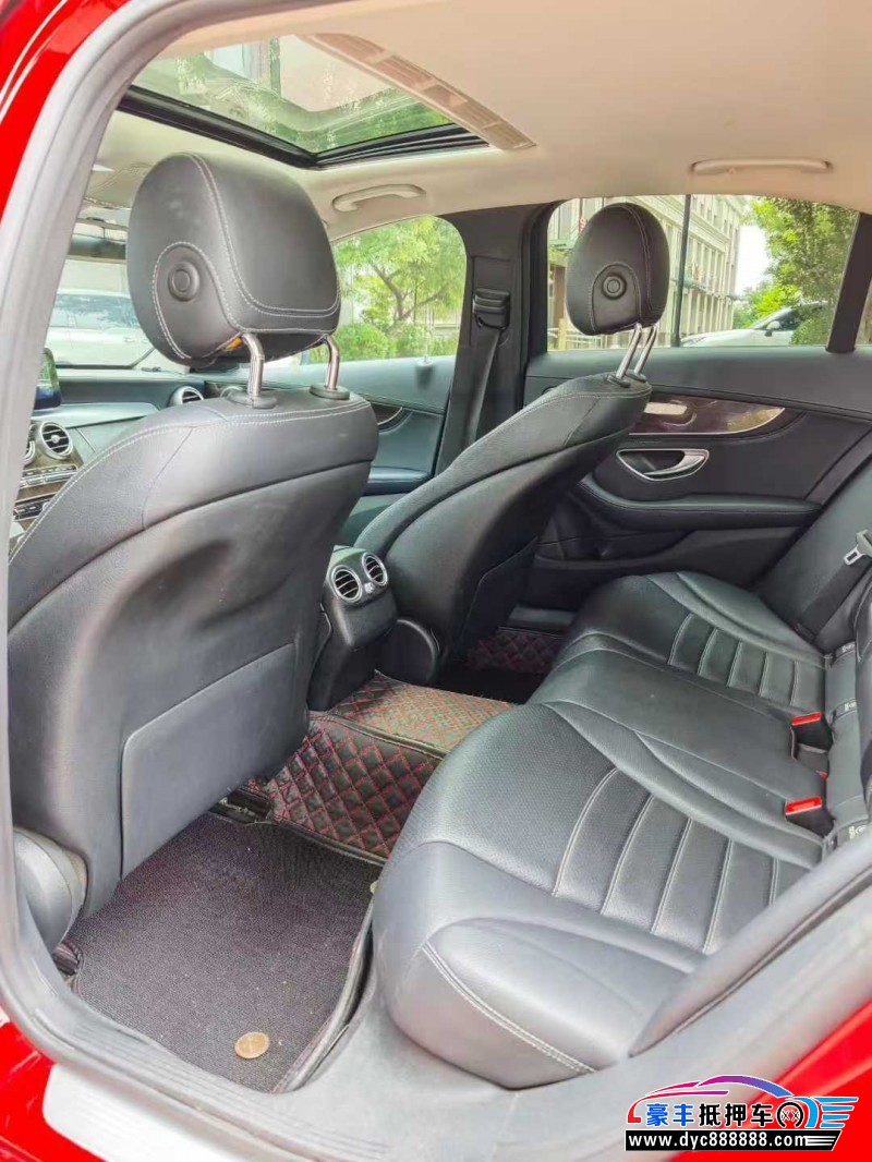 16年奔驰C轿车抵押车出售