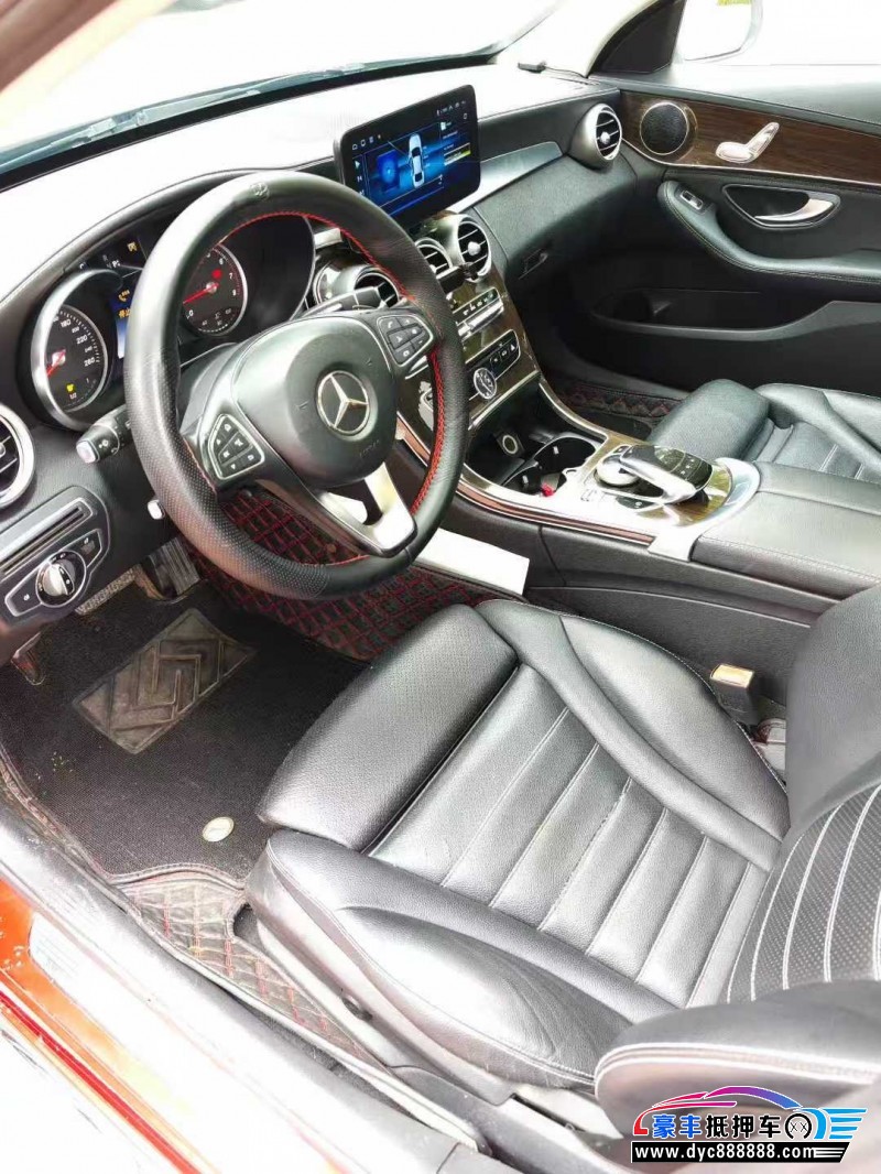 16年奔驰C轿车抵押车出售