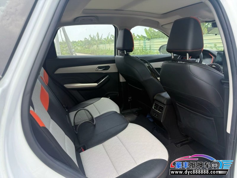 22年长城哈弗赤兔轿车抵押车出售