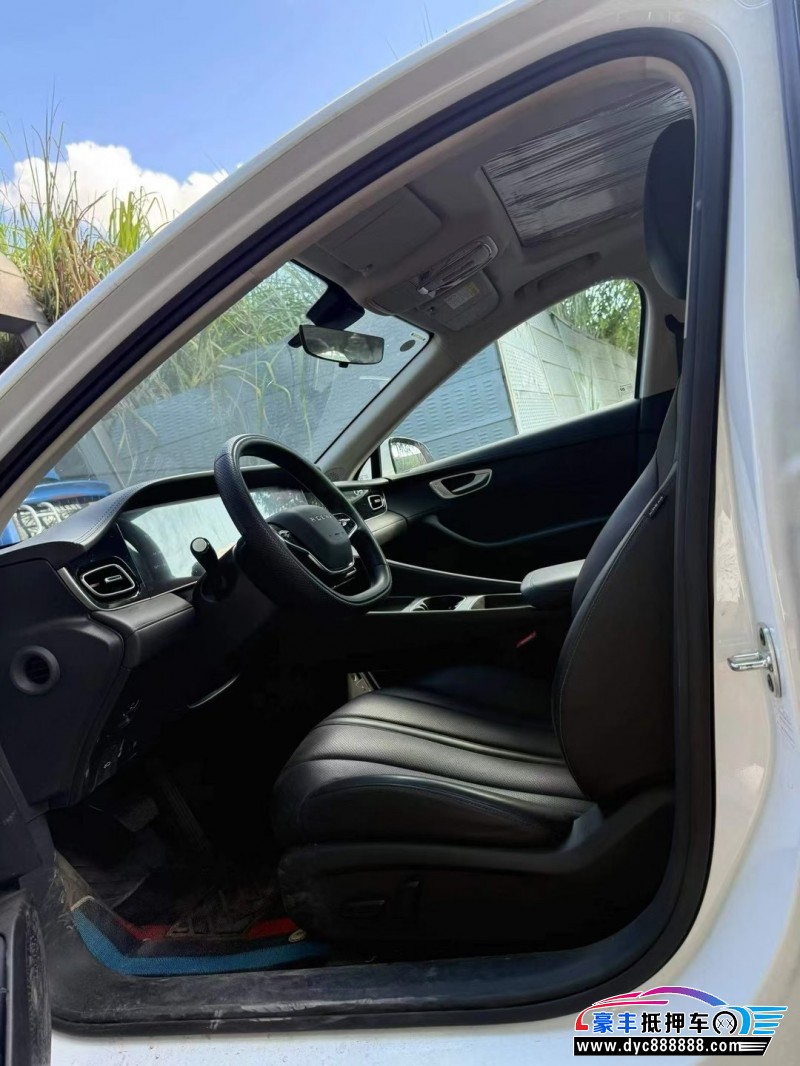 24年荣威D7轿车抵押车出售