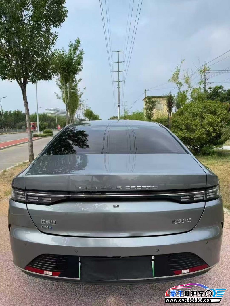 25年比亚迪驱逐舰轿车抵押车出售