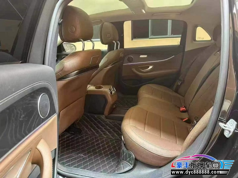 18年奔驰E轿车抵押车出售