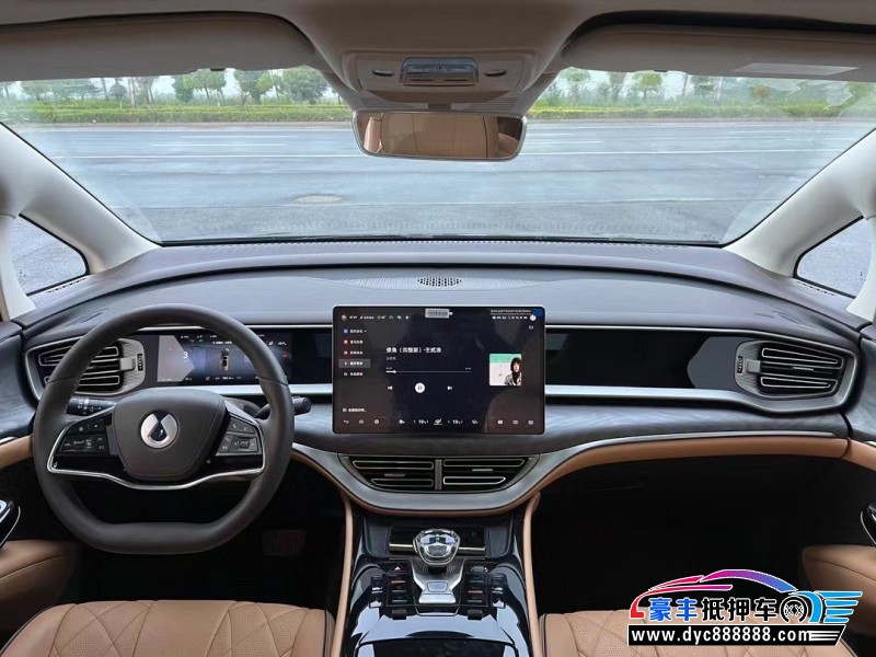 24年腾势D9轿车抵押车出售