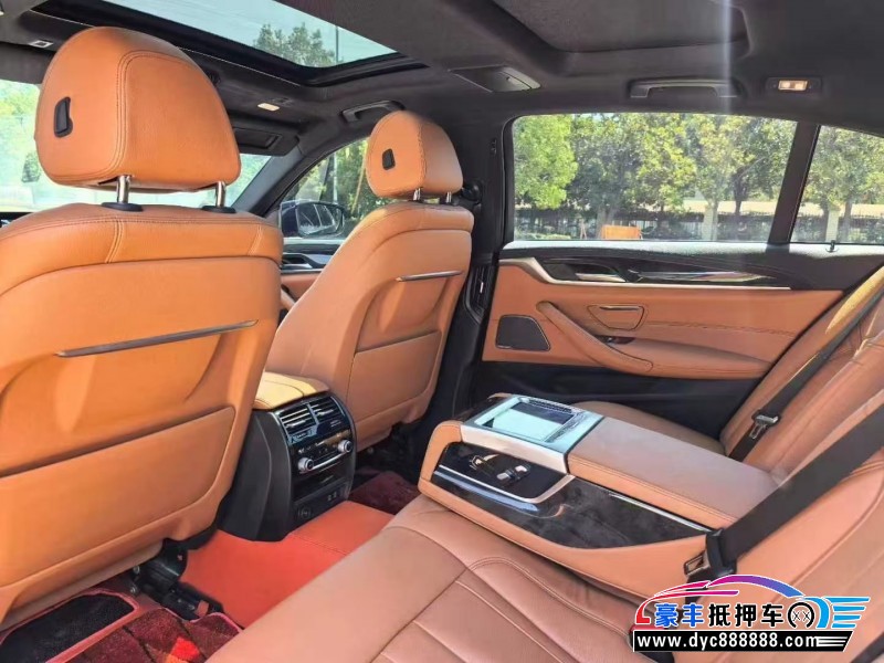 20年宝马5系轿车抵押车出售