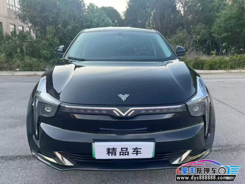 23年哪吒U轿车抵押车出售