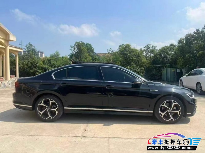 24年大众迈腾轿车抵押车出售