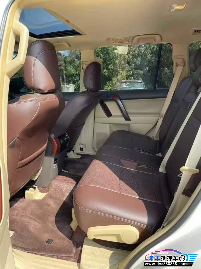 18年丰田普拉多（霸道）轿车抵押车出售