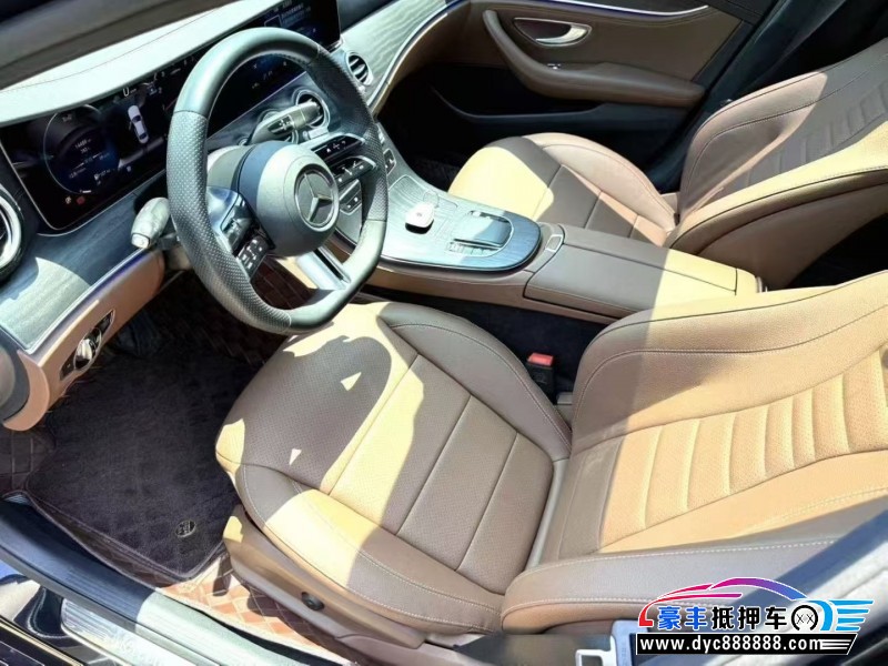 23年奔驰E轿车抵押车出售