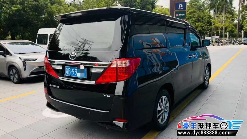 15年丰田埃尔法轿车抵押车出售