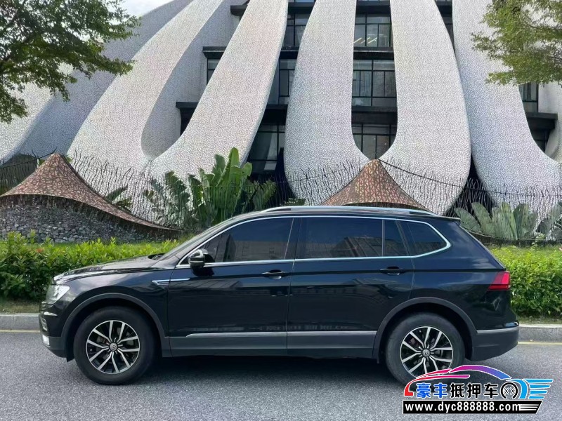 17年大众途观L轿车抵押车出售