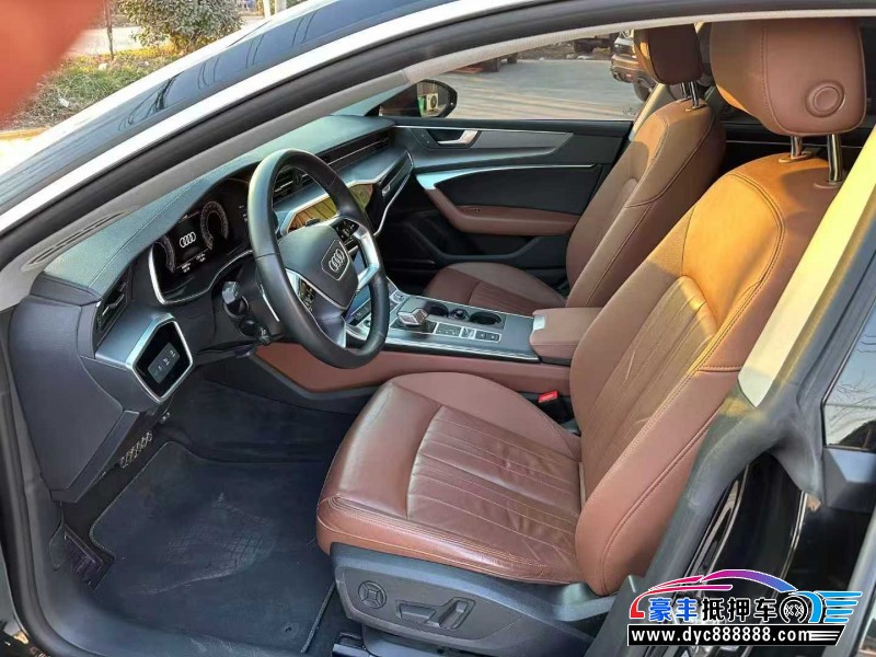 21年奥迪A7轿车抵押车出售