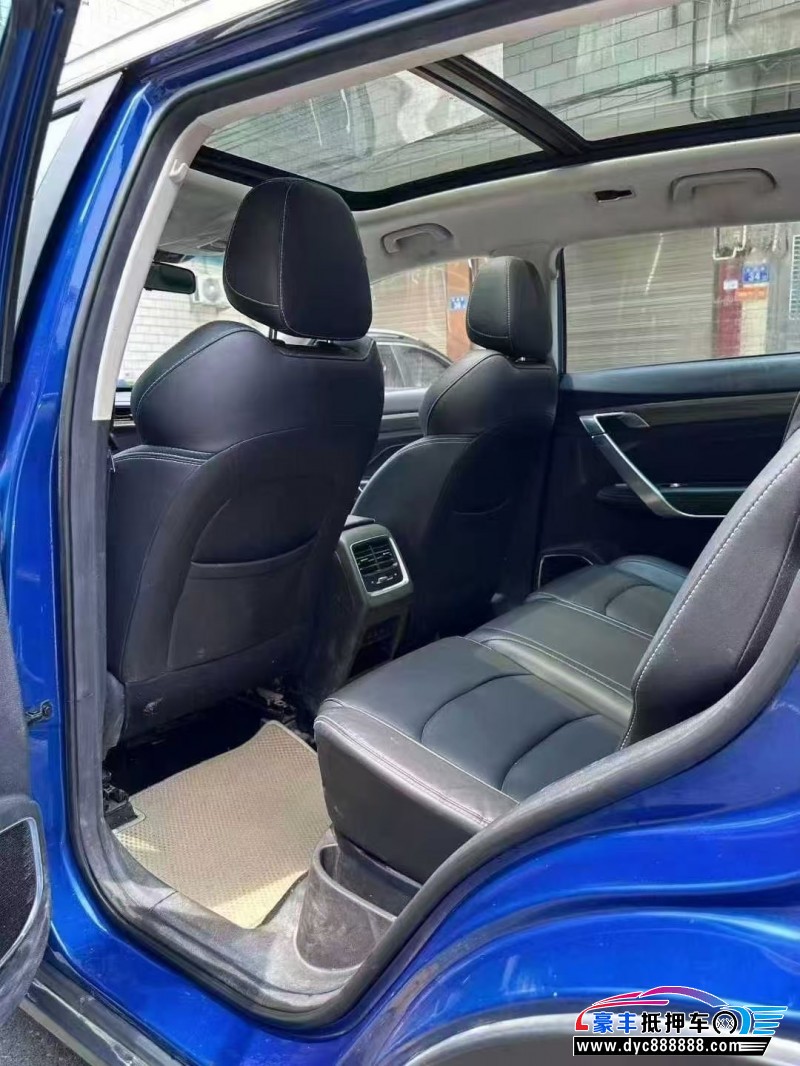 20年吉利博越轿车抵押车出售