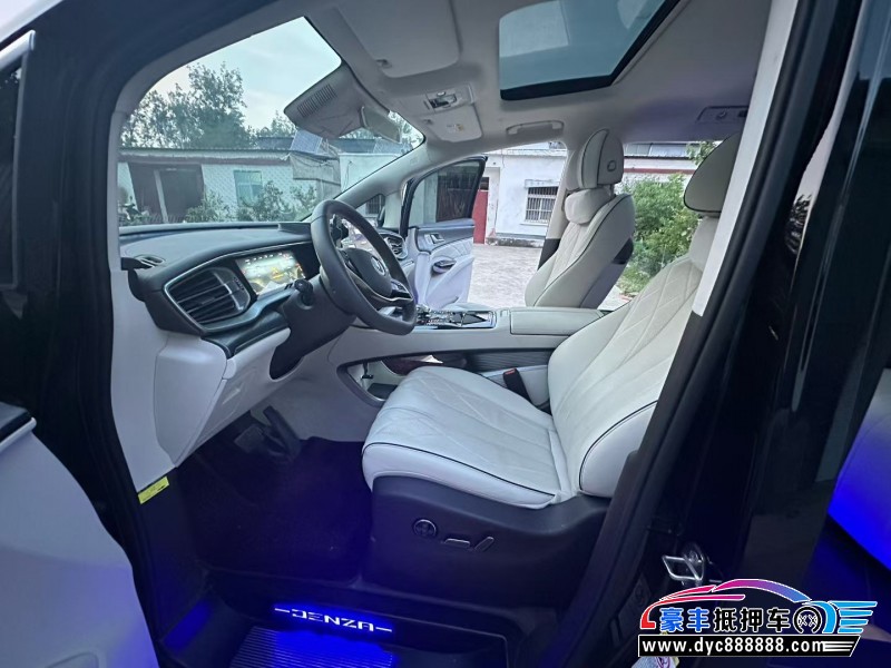 24年腾势D9MPV抵押车出售