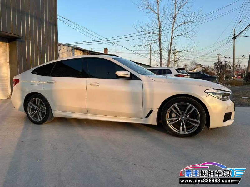 20年宝马6系轿车抵押车出售