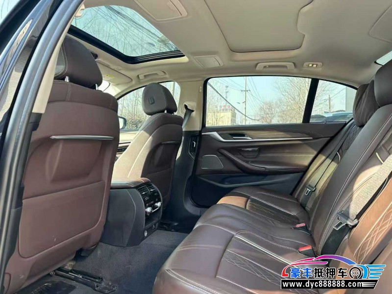 20年宝马5系轿车抵押车出售