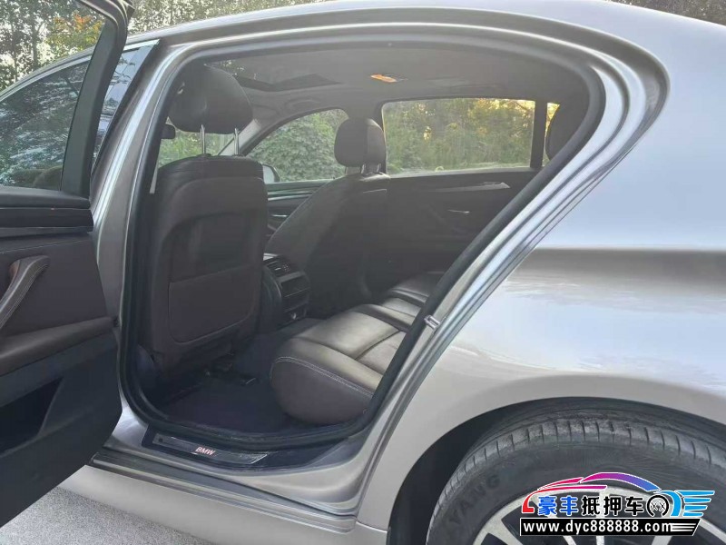 14年宝马5系轿车抵押车出售