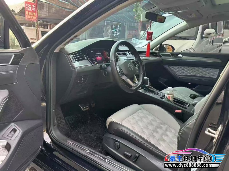 23年大众迈腾轿车抵押车出售