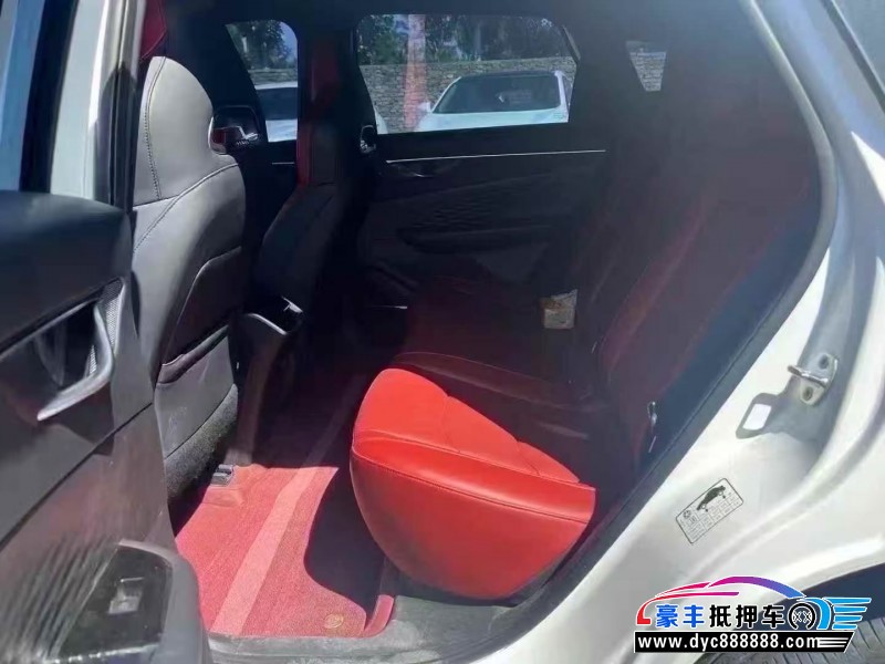 23年北汽制造魔方轿车抵押车出售