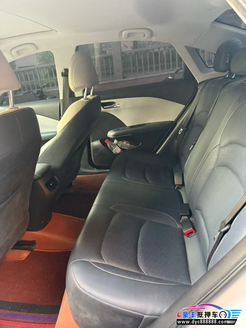 24年雪佛兰科鲁泽轿车抵押车出售