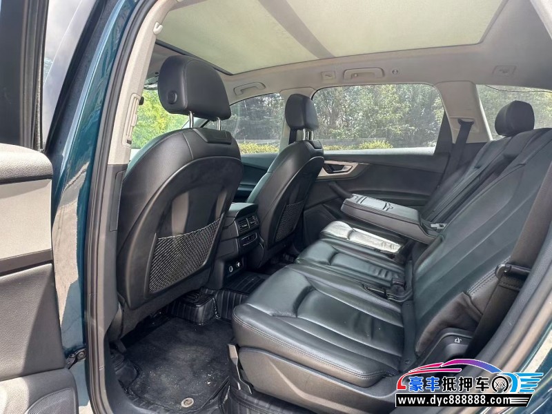 18年奥迪Q7轿车抵押车出售