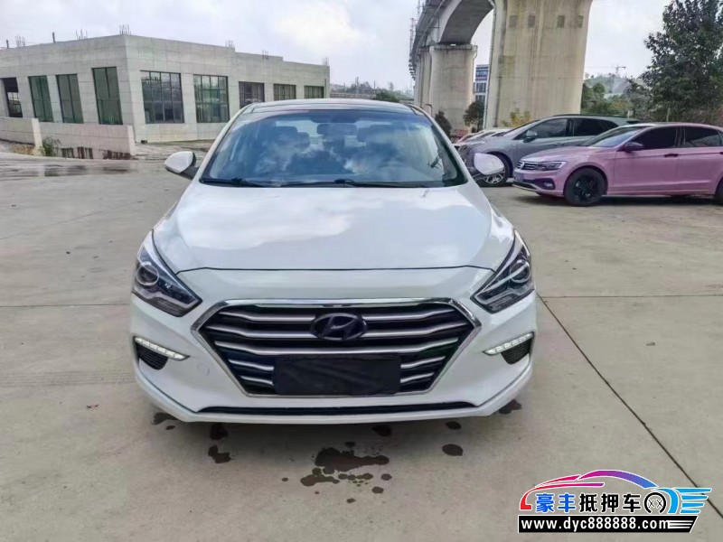 20年现代名图轿车抵押车出售