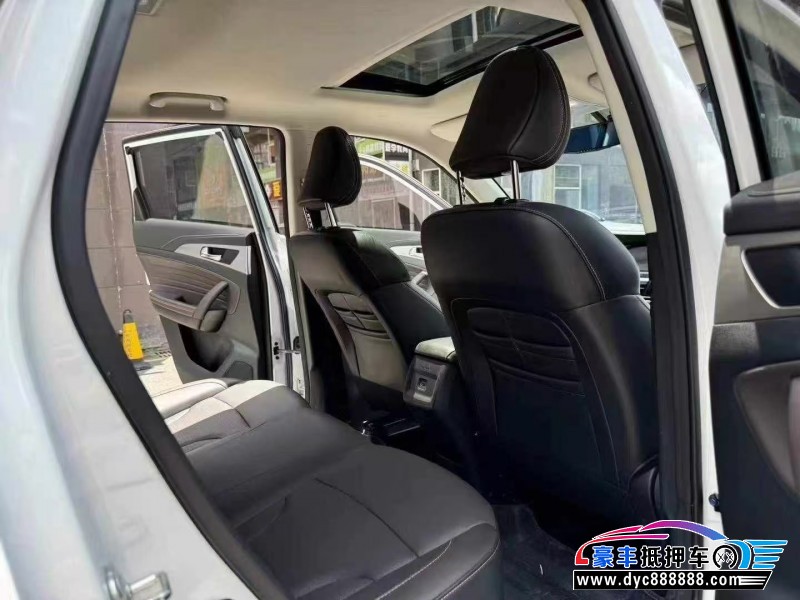 18年长安CS35轿车抵押车出售