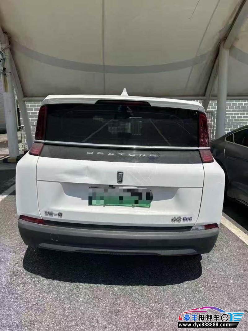 24年奔腾奔腾NAT轿车抵押车出售