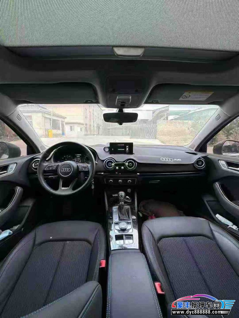 21年奥迪A3轿车抵押车出售