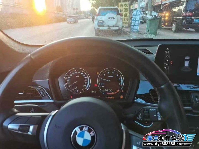 20年宝马X1轿车抵押车出售