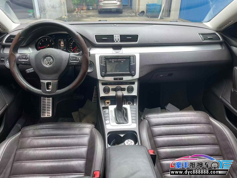 17年大众CC轿车抵押车出售